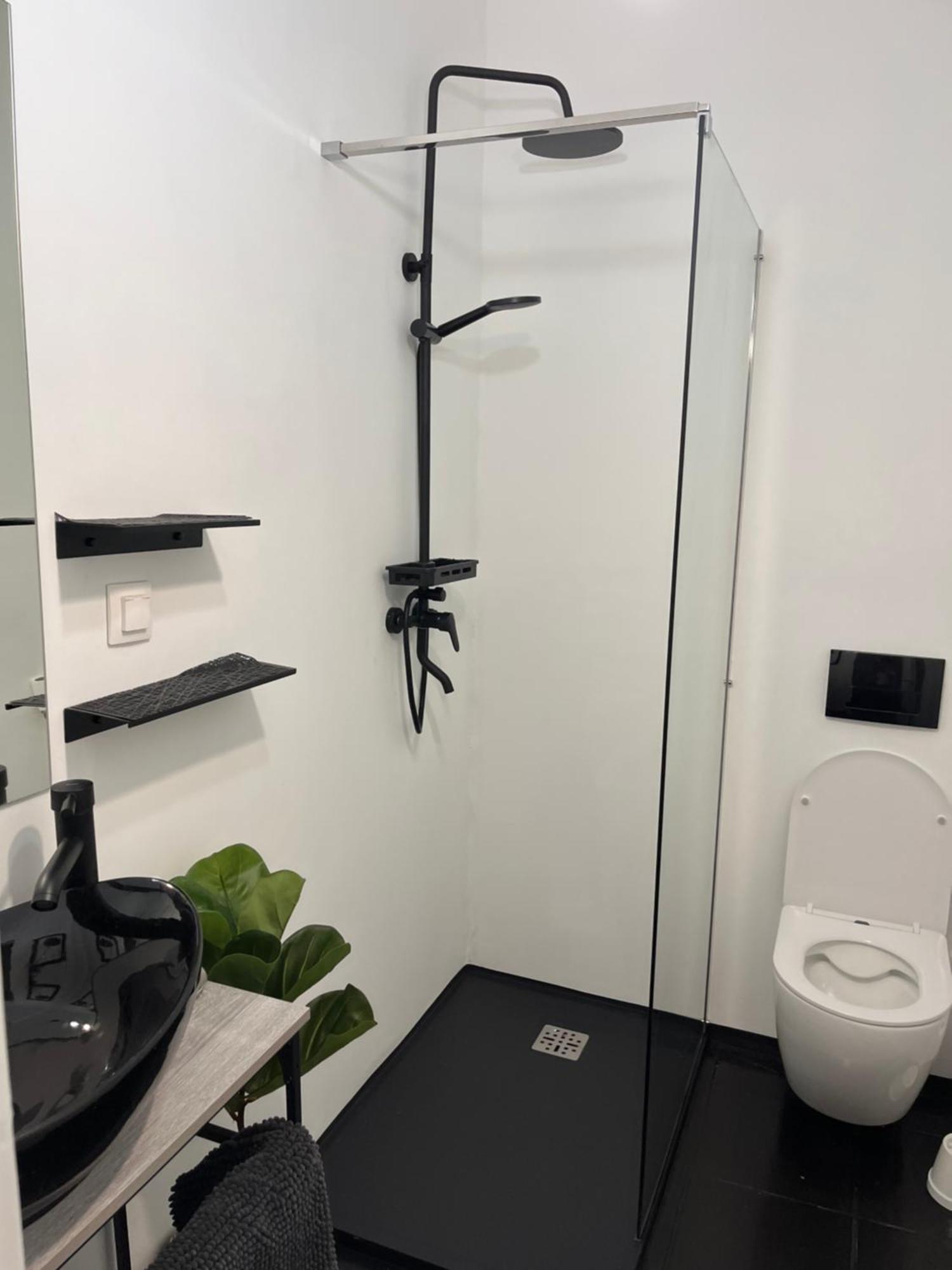 Utcara Nyilo Apartman Вац Экстерьер фото
